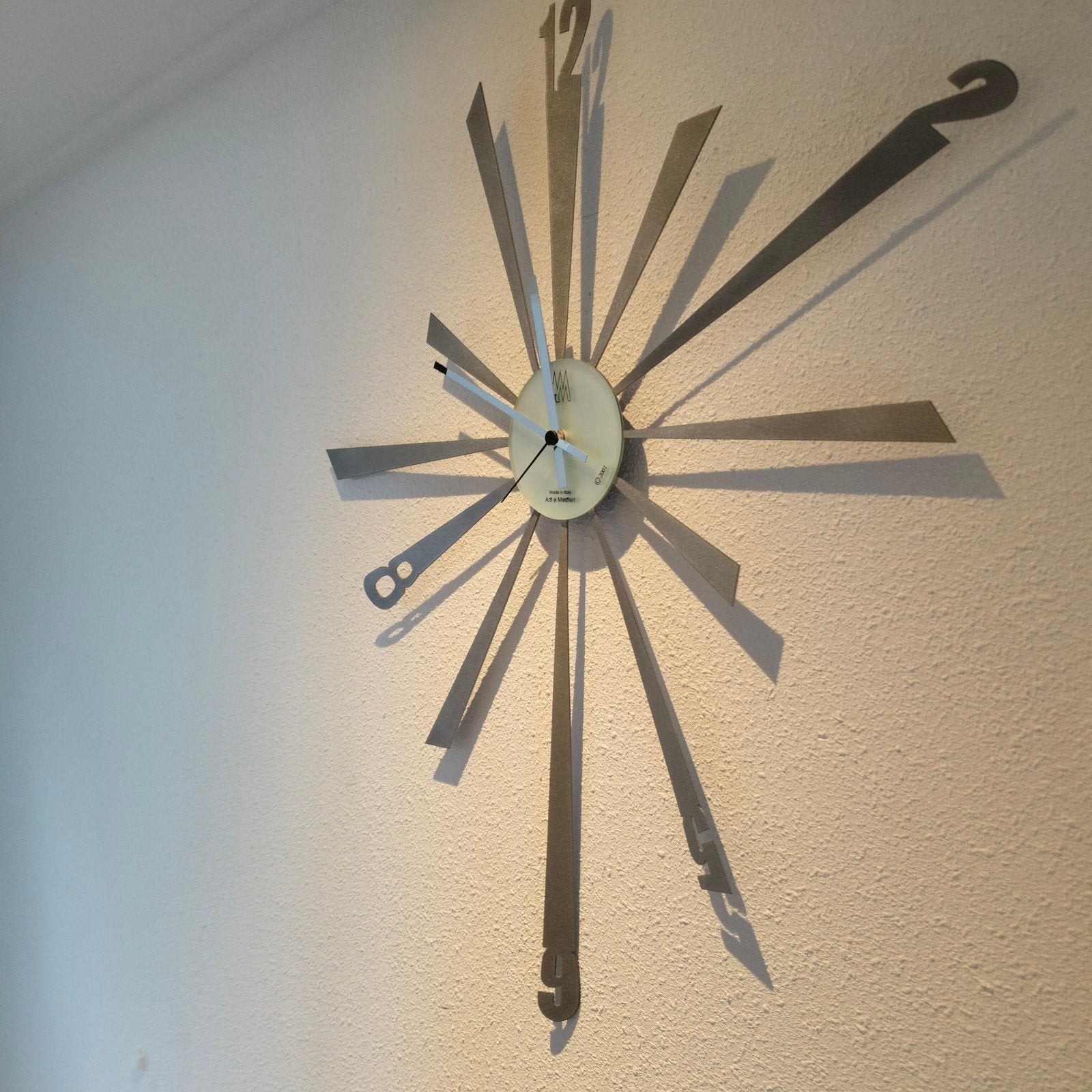 Design Wandklok RVS - Italiaans met Zwevende Cijfers, Ophalen, Analoog, Zilver, Modern
