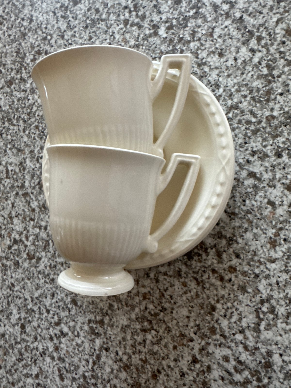 Recamier Royal Creamware Kop en Schotel Set - 2 stuks, Huis en Inrichting, Ophalen, Overige merken, Zo goed als nieuw, Kop(pen) en/of Schotel(s)