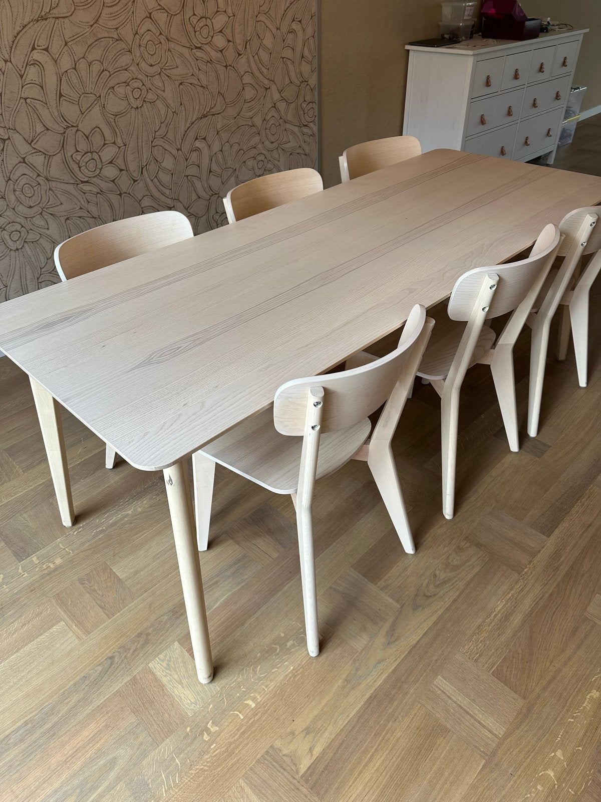 Ikea Lisabo eettafel met 6 stoelen, Ophalen, 200 cm of meer, 50 tot 100 cm, Zo goed als nieuw
