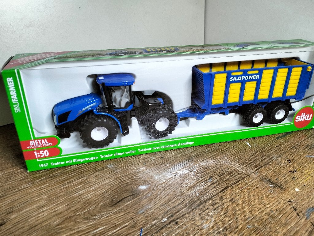 Te koop Siku New Holland T9.560 met silagekar aanbieding., Hobby en Vrije tijd, Modelauto's | 1:50, Ophalen of Verzenden, Nieuw