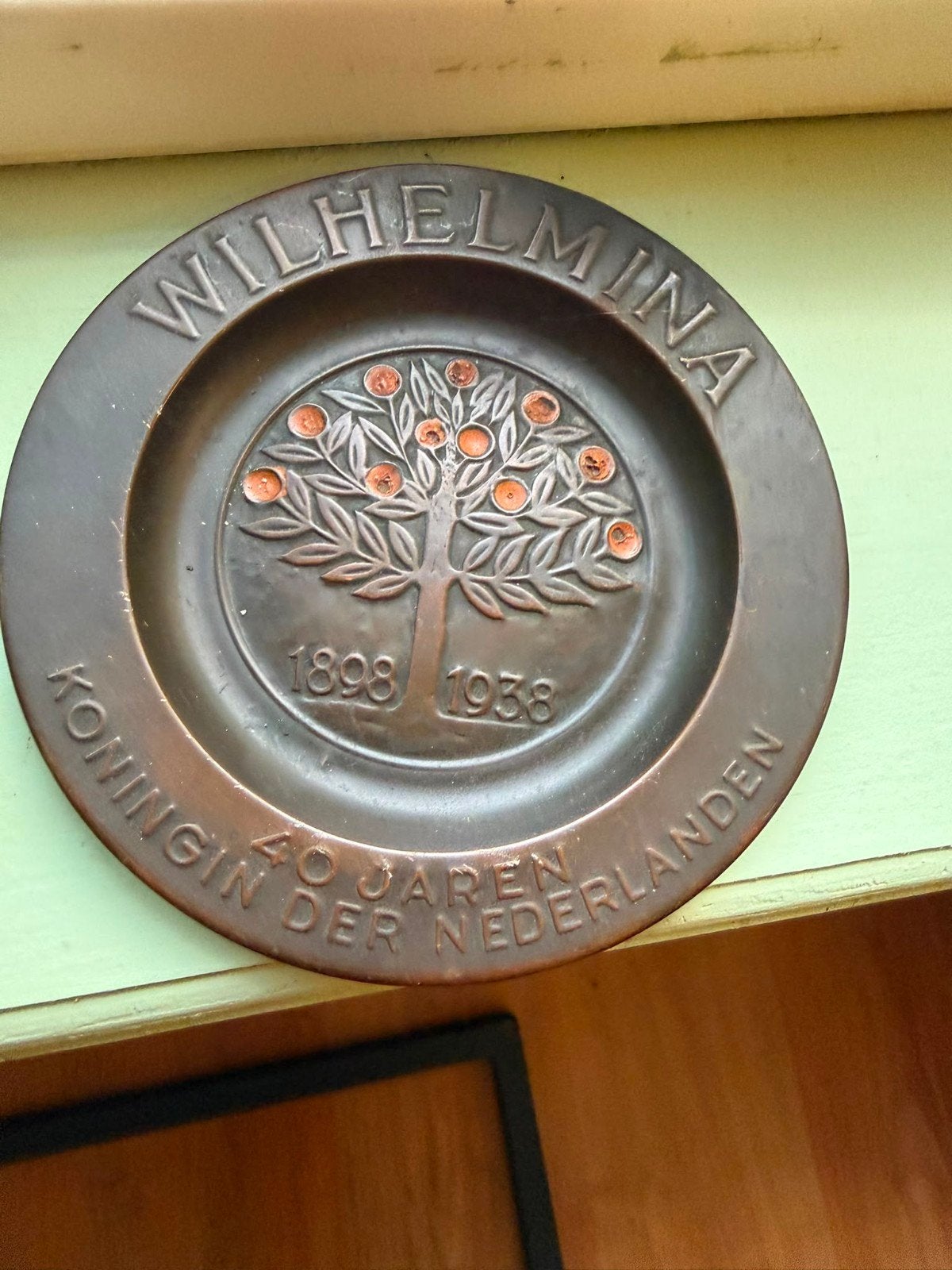 koperen bord, Ophalen