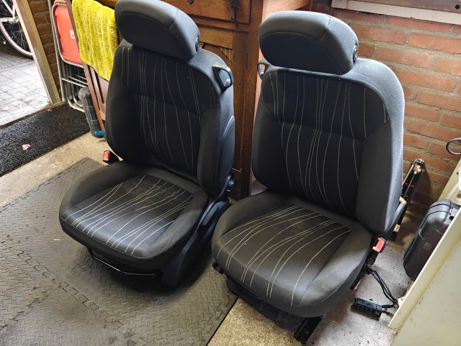 Opel Corsa D Enjoy complete interieurset – moet weg, Ophalen, Gebruikt, Opel