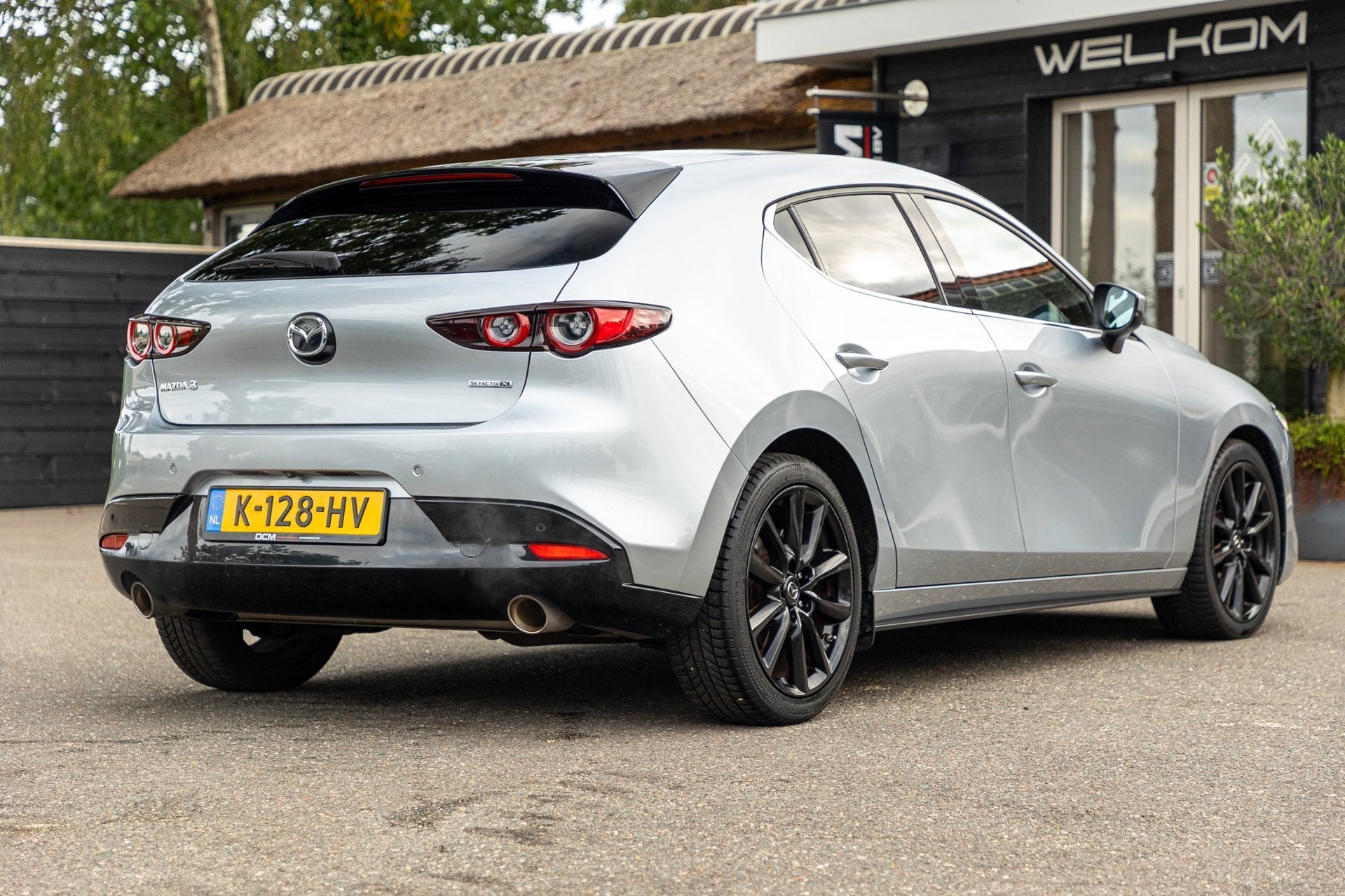 Mazda 3 2.0 e-SkyActiv-X M Hybrid 180 Luxury I Leder I adap, Auto's, 1998 cc, Gebruikt, 4 cilinders, Bedrijf
