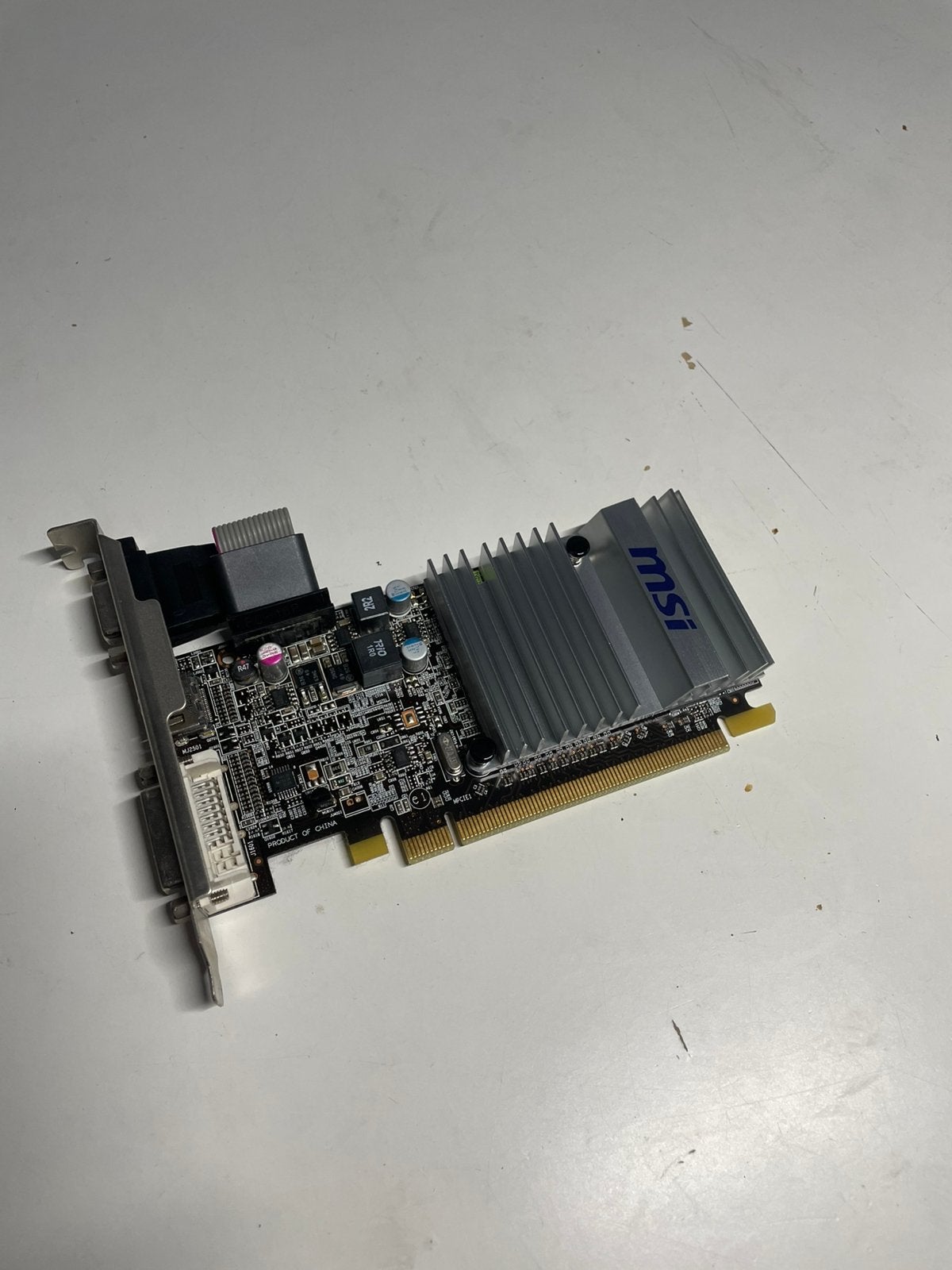 AMD Radeon HD5450, Computers en Software, Ophalen of Verzenden, Zo goed als nieuw, GDDR5, HDMI