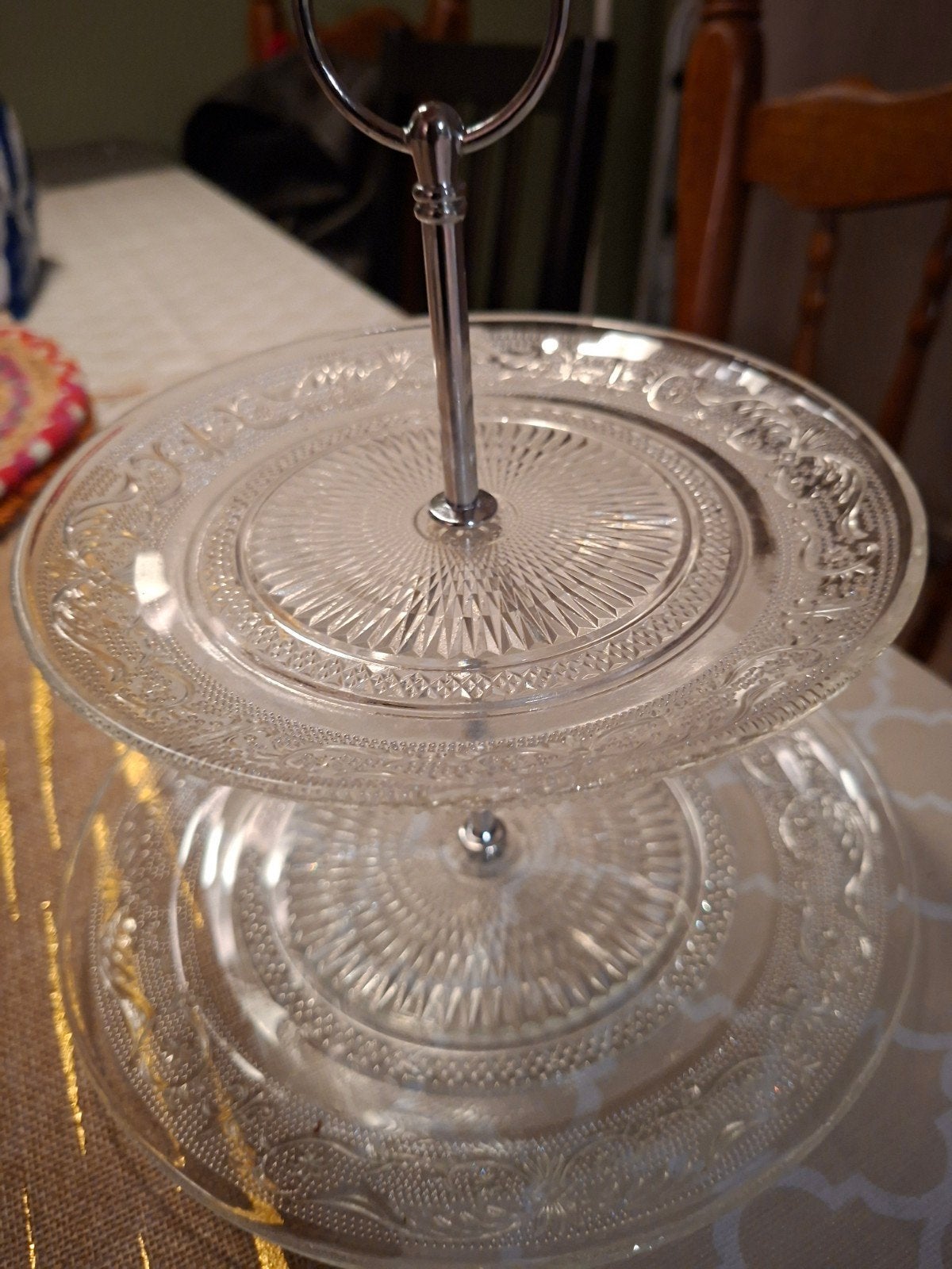 Glazen Etagère met 2 Lagen - Zo goed als nieuw, Huis en Inrichting, Woonaccessoires | Etagères, Ophalen of Verzenden