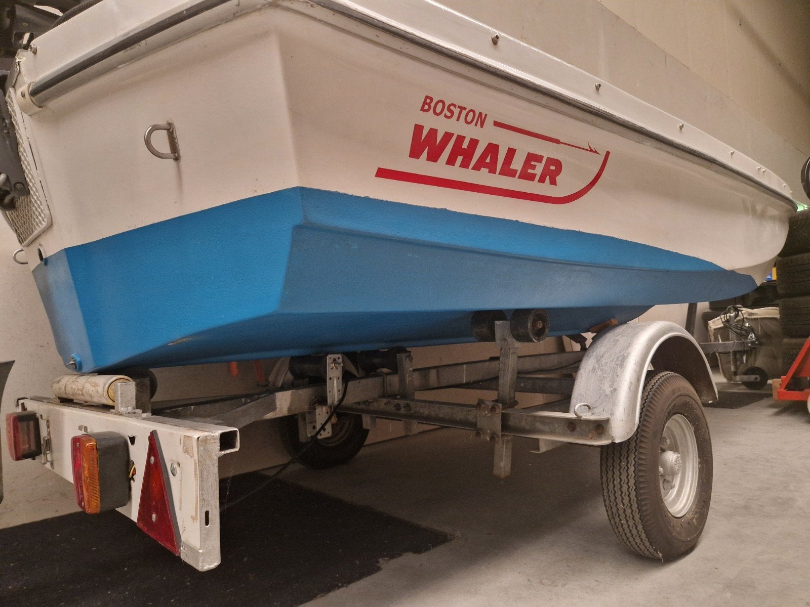 Boston Whaler met Yamaha 15pk buitenboordmotor en trailer, Watersport en Boten, Ophalen, Buitenboordmotor, Trailer