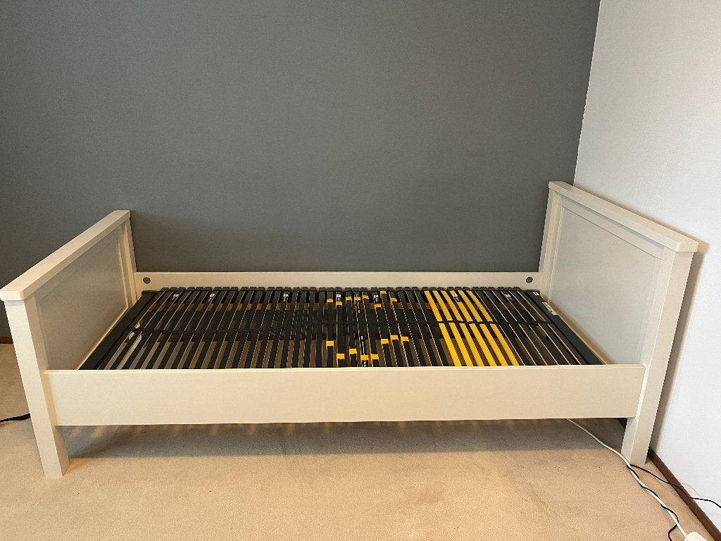 Prachtig wit bed 90 x 200 cm, Ophalen, 90 cm, Eenpersoons, Wit