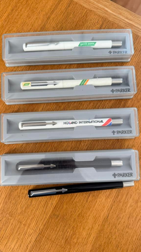 5 stuks Parker Rollerball pennen incl 11 refill, Verzamelen, Pennenverzamelingen, Parker, Overige typen, Ophalen of Verzenden