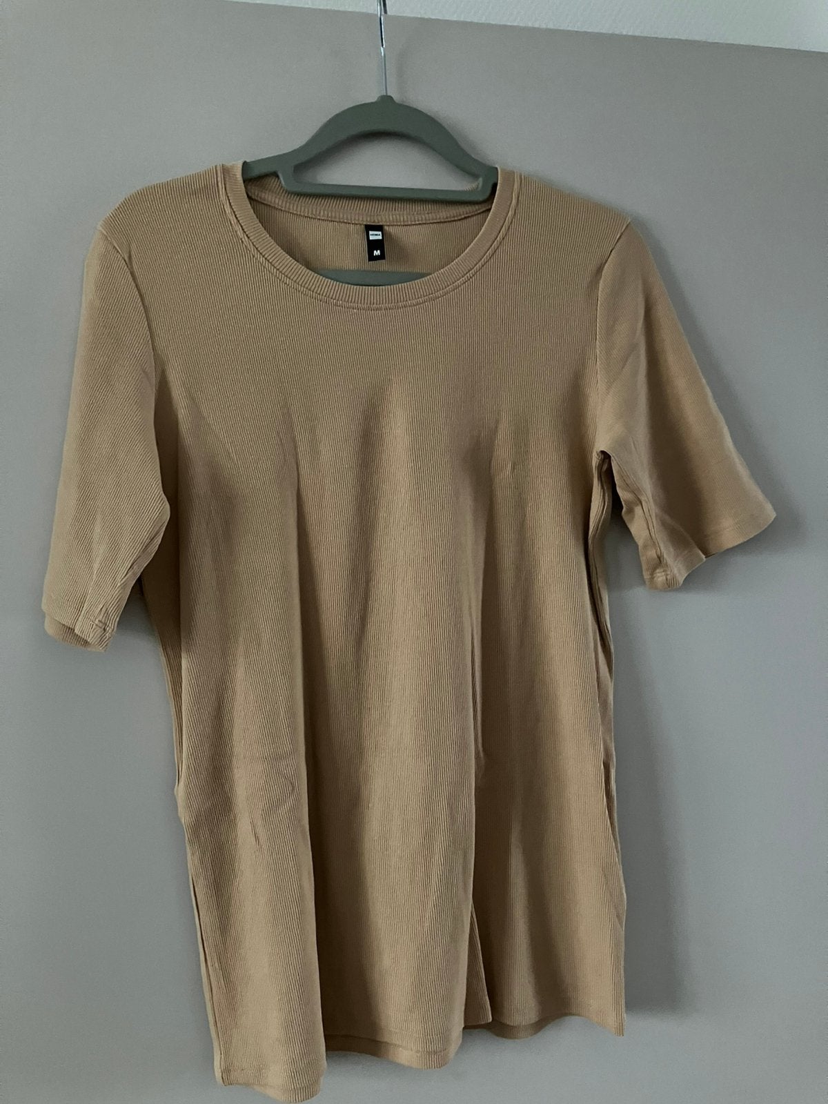 zandkleur top driejwart mouwen/Hema-M-nieuw, Maat 38/40 (M), Beige, Nieuw, Ophalen of Verzenden