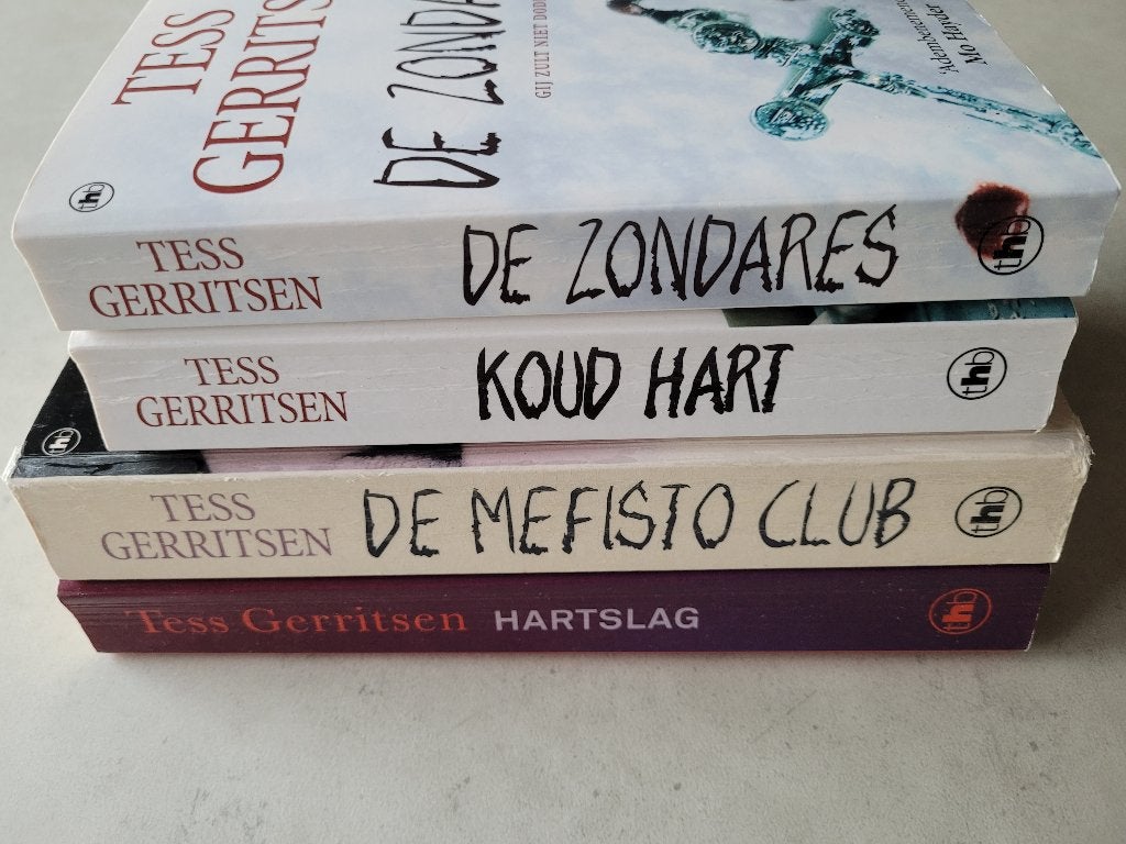 Tess Gerritsen:  Zondares, Koud Hart, Mefisto Club, Hartslag, Boeken, Ophalen of Verzenden, Gelezen, Tess Gerritsen