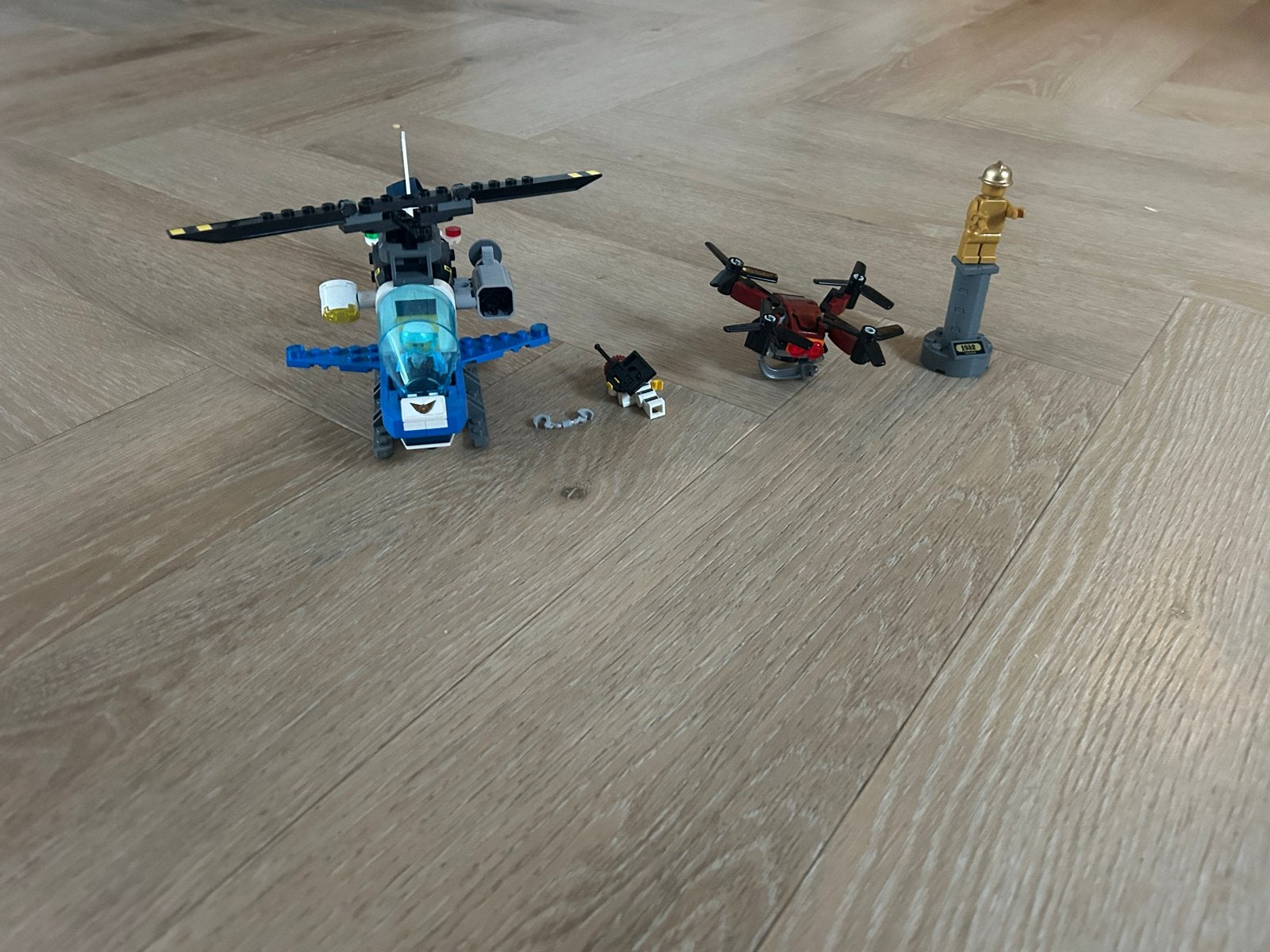 Lego City Politiehelikopter en drone set, Inclusief minifiguren, Lego, Ophalen of Verzenden, Complete set