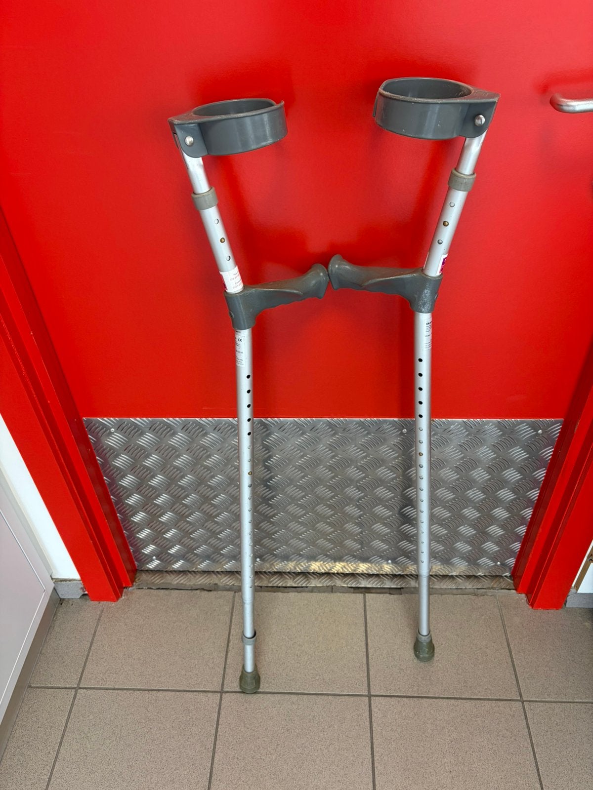 Loopkrukken, Ophalen of Verzenden, In hoogte verstelbaar, Zo goed als nieuw