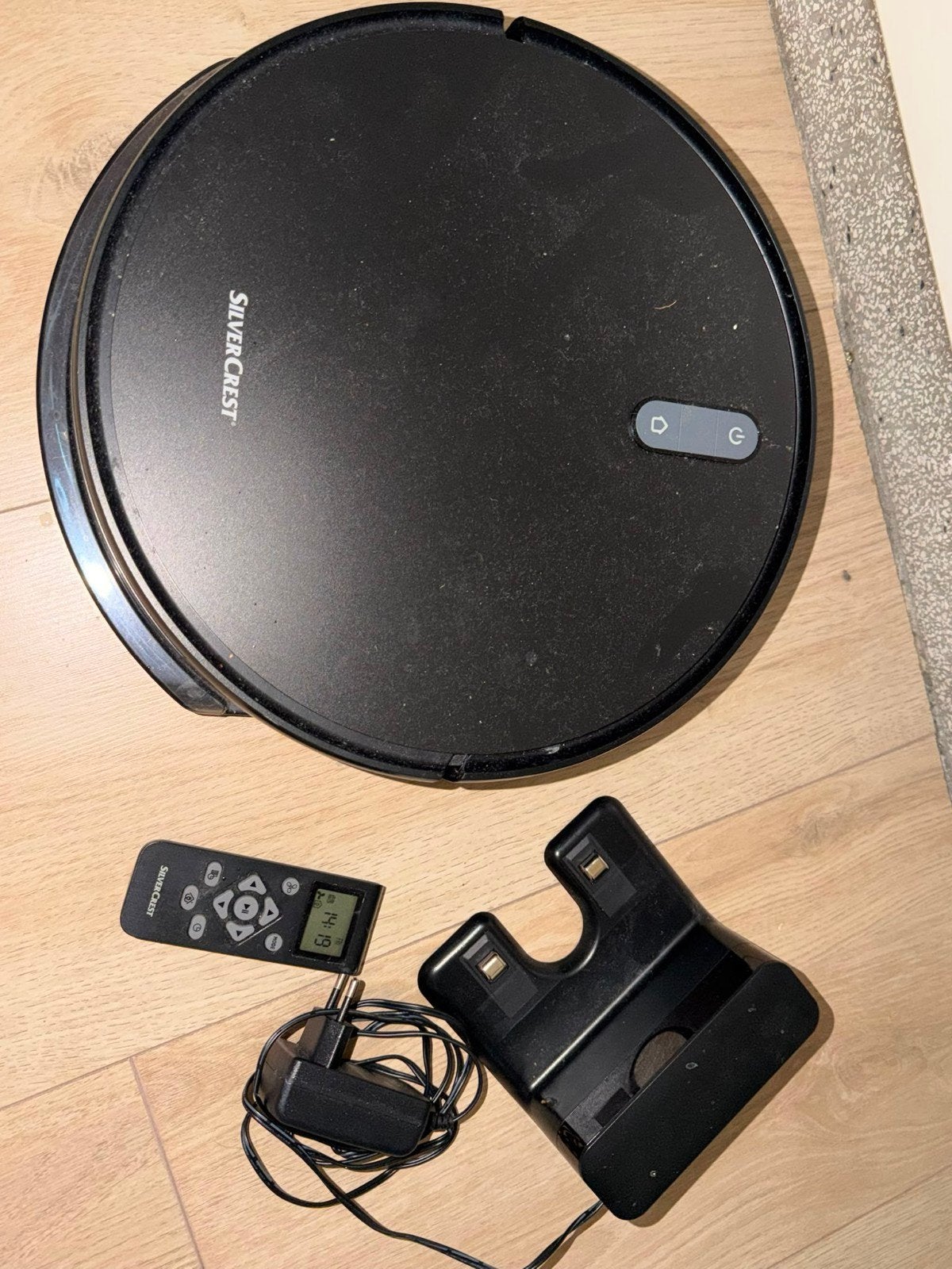 Silvercrest robotstofzuiger, z.g.a.n. met extra onderdelen, Witgoed en Apparatuur, Overige merken, Ophalen of Verzenden, Zo goed als nieuw