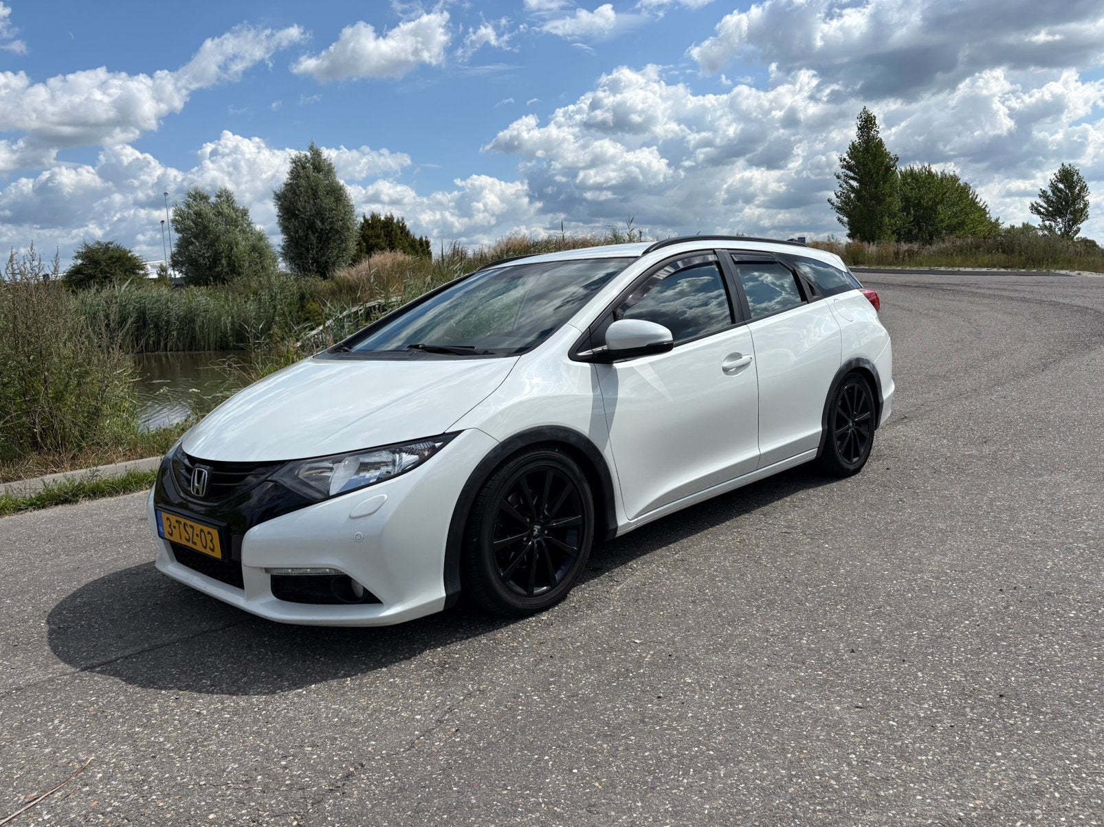 Honda Civic 1.6D 88KW Tourer 2015 2014 Wit, Auto's, Voorwielaandrijving, Stof, Navigatiesysteem, 4 cilinders