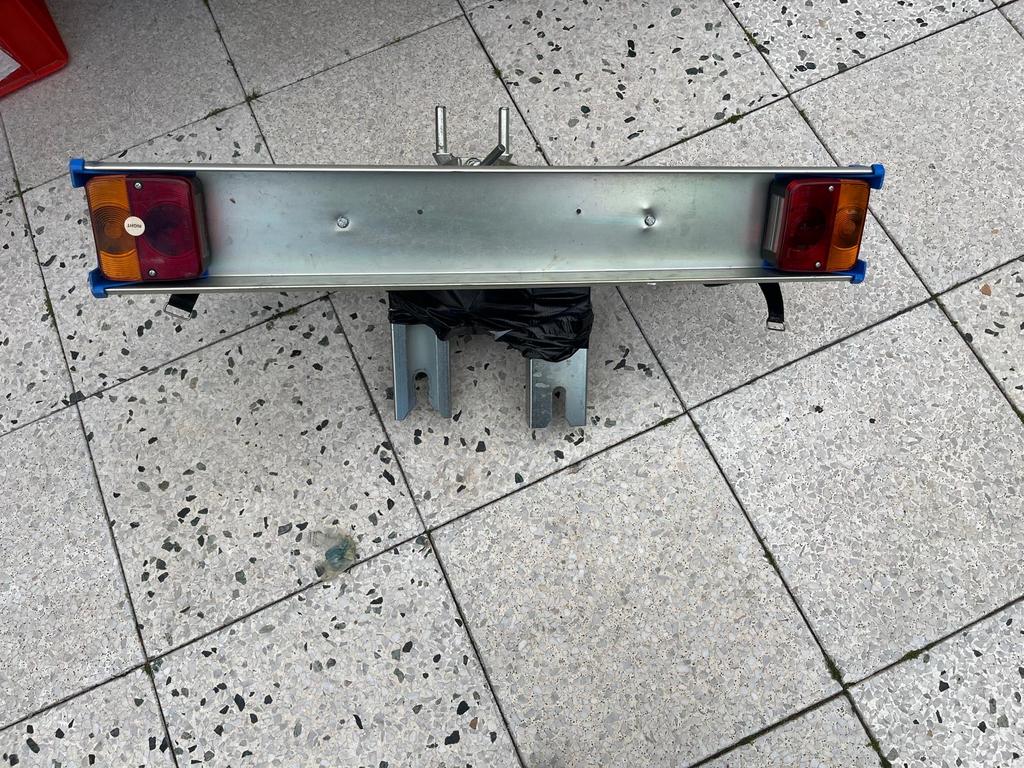 Verlichtingsbalk voor aanhanger/fietsendrager, Auto diversen, Fietsendragers, Ophalen of Verzenden, Zo goed als nieuw
