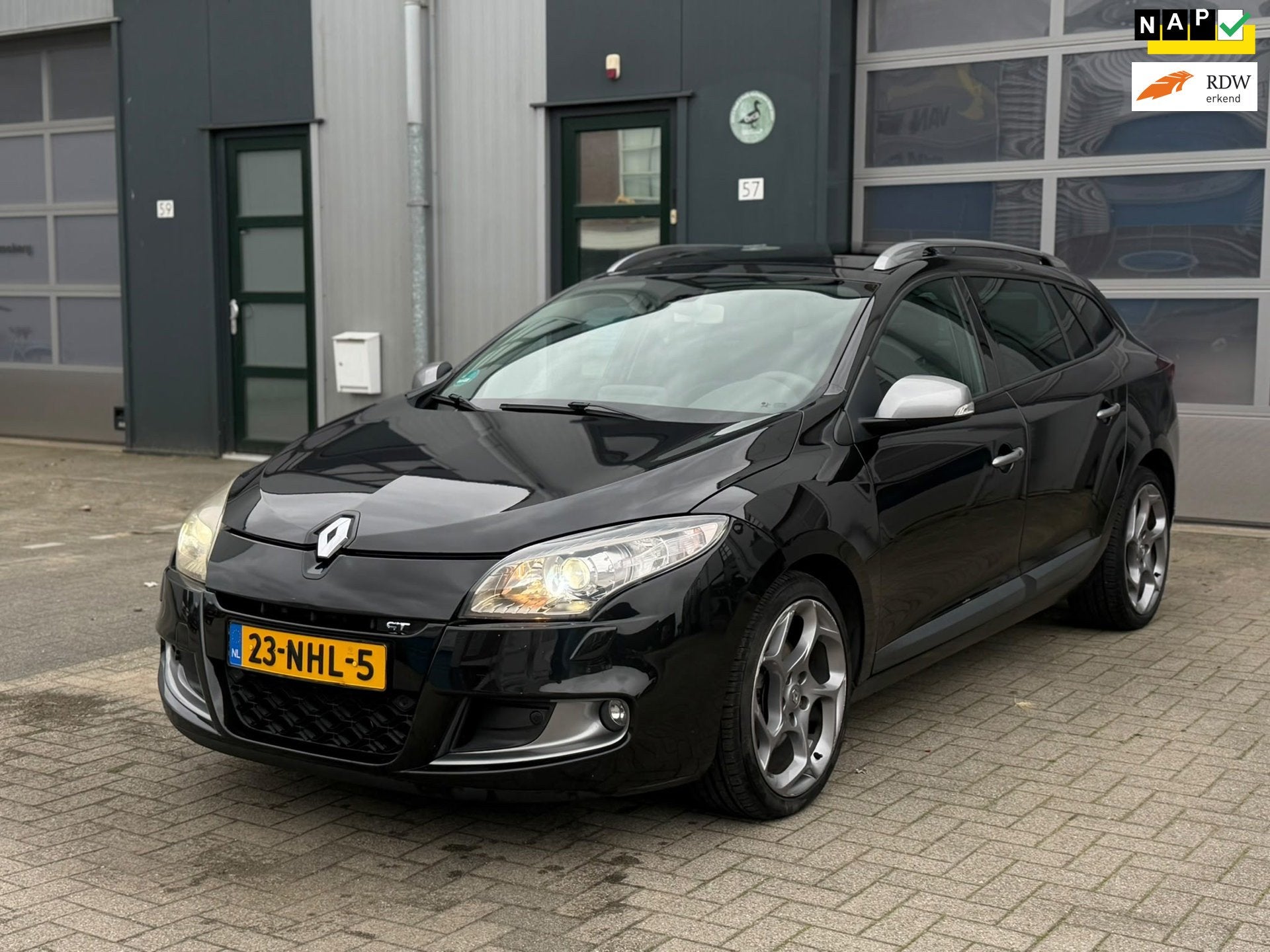 Renault Mégane Estate 2.0 TCe GT PANO CLIMA CRUISE, 730 kg, Gebruikt, Zwart, 4 cilinders