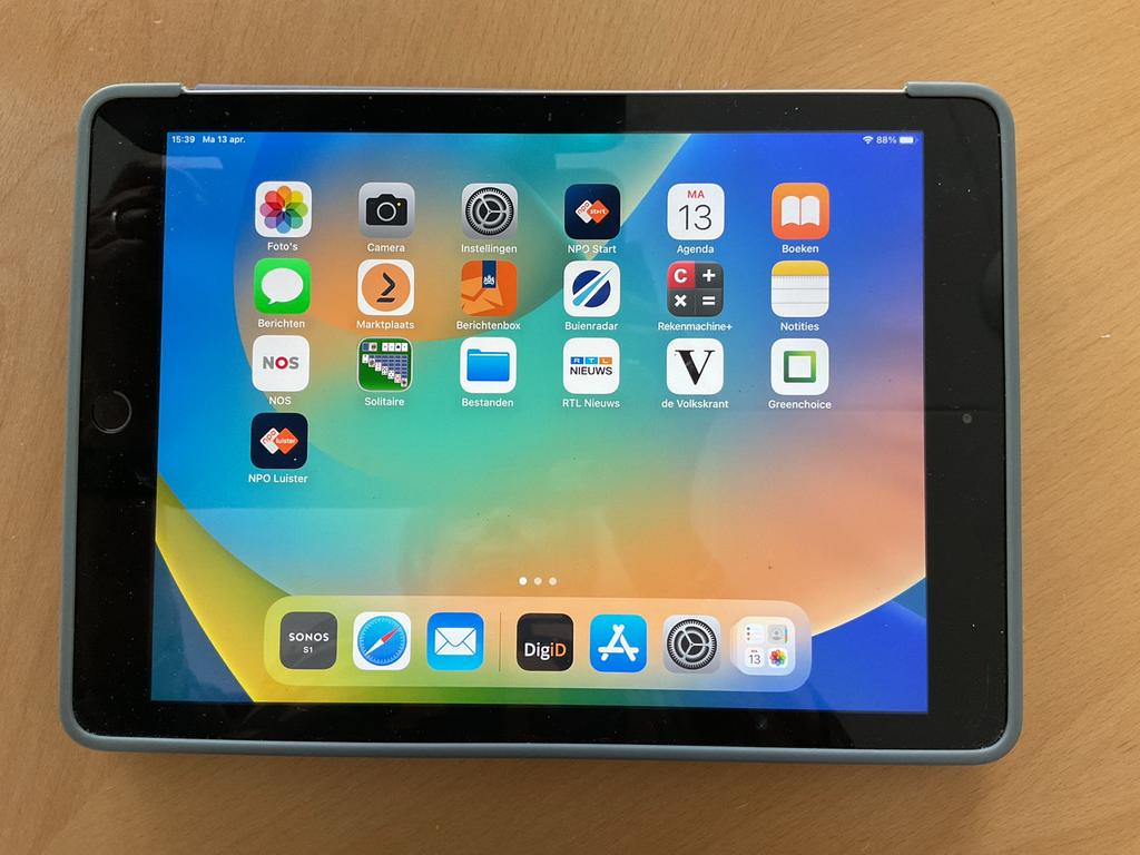 Apple iPad 5e generatie iOS 16.7 - Perfecte staat, 10 inch, 32 GB, Apple iPad, Ophalen of Verzenden