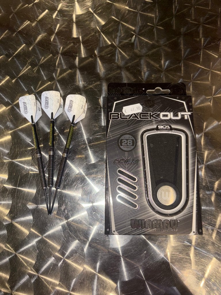 blackout 28 grams dartpijlen van winmau, Sport en Fitness, Darts, Ophalen of Verzenden, Zo goed als nieuw, Pijlen