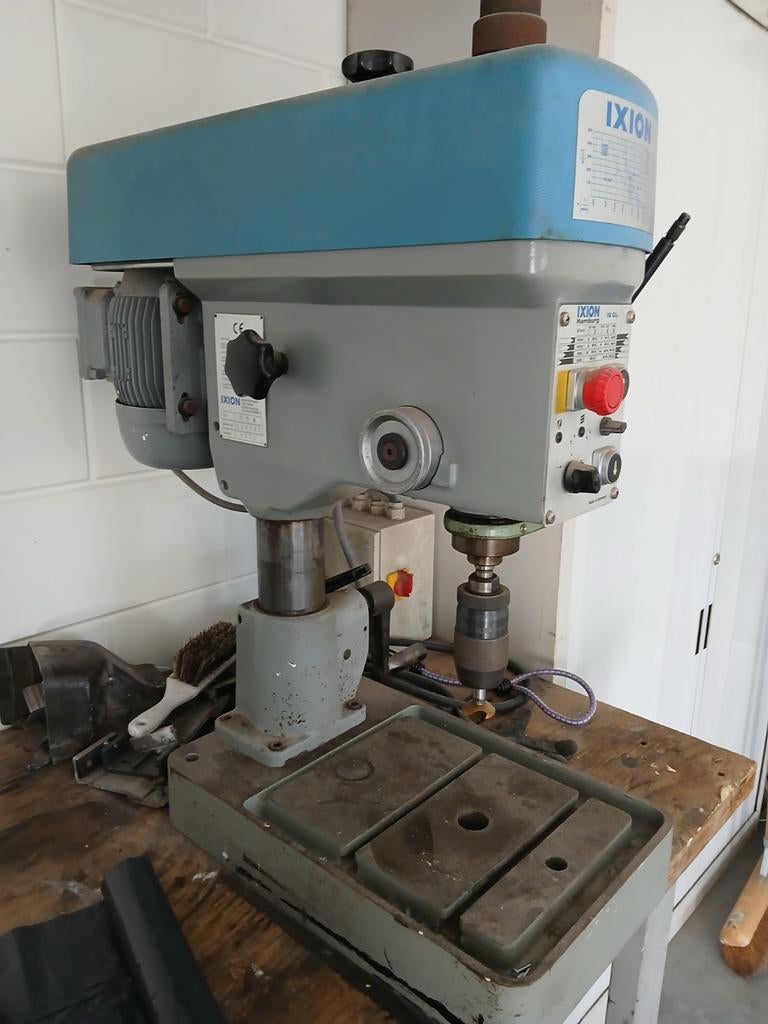 Tap,boor machine, Ophalen of Verzenden, Zo goed als nieuw, Kolomboormachine