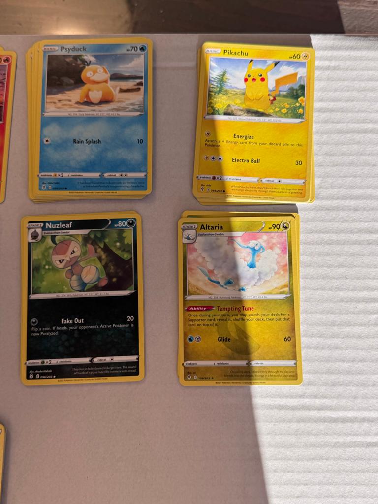 Pokémon Kaarten - Evolving Skies bulk, Ophalen of Verzenden, Zo goed als nieuw, Meerdere kaarten