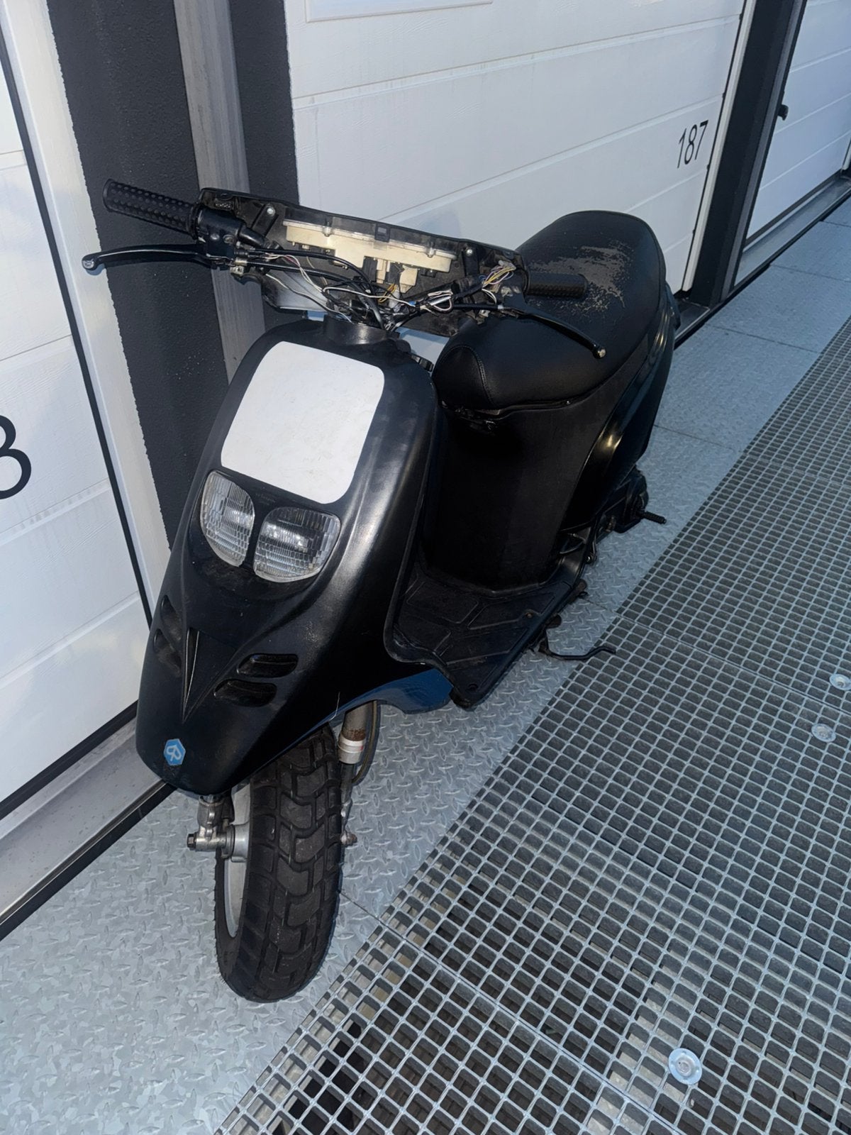 Typhoon 70cc scooter opknapper, Fietsen en Brommers, Ophalen of Verzenden, Zo goed als nieuw, Tweetakt, Overige modellen