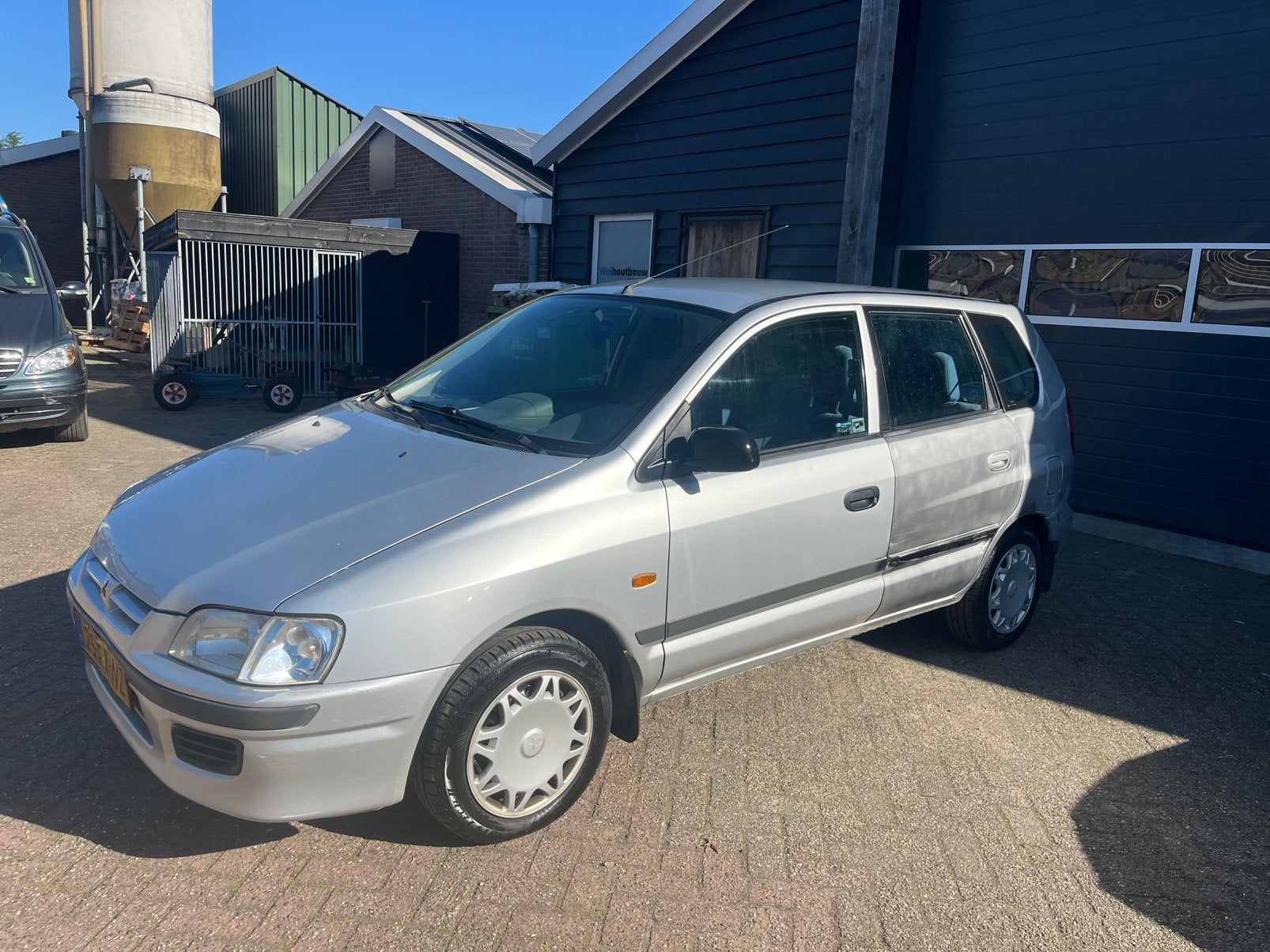 Mitsubishi Space Star 1.3 GLX 2000 Grijs, Auto's, Voorwielaandrijving, 1299 cc, 4 cilinders, 1095 kg
