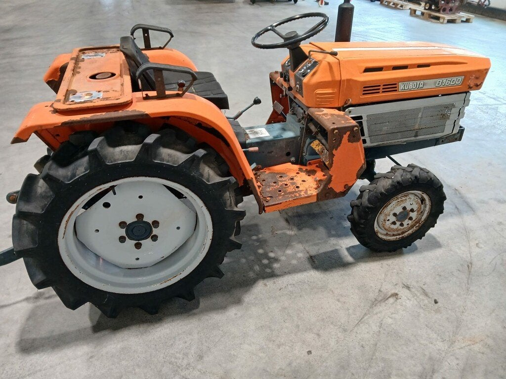 Kubota B 1600, Kubota Hol, Kbt_g.eu_market_surveillance@kubota.com, Hoofdweg Oostzijde 1264
2153 LR  Nieuw-Vennep, NL, Overige typen