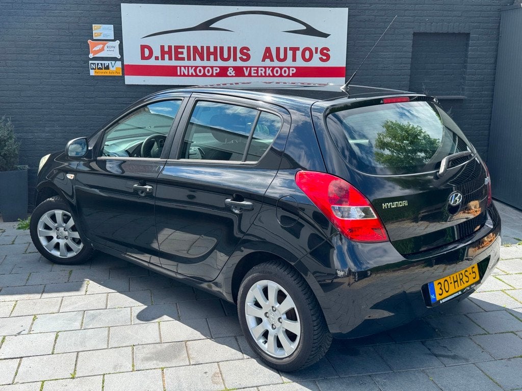 Hyundai I20 1.2i ActiveVersion RIJD GOED & ZUINIG., Auto's, Hyundai, Gebruikt, 4 cilinders, Origineel Nederlands, Bedrijf