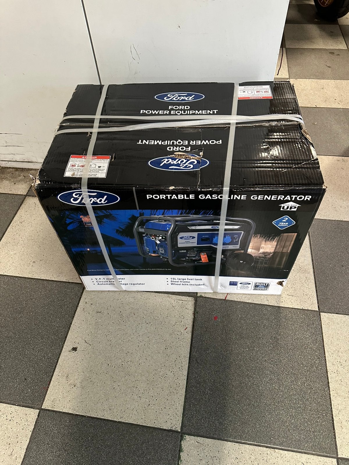 Ford generator, Ophalen, Zo goed als nieuw, Minder dan 50 cm