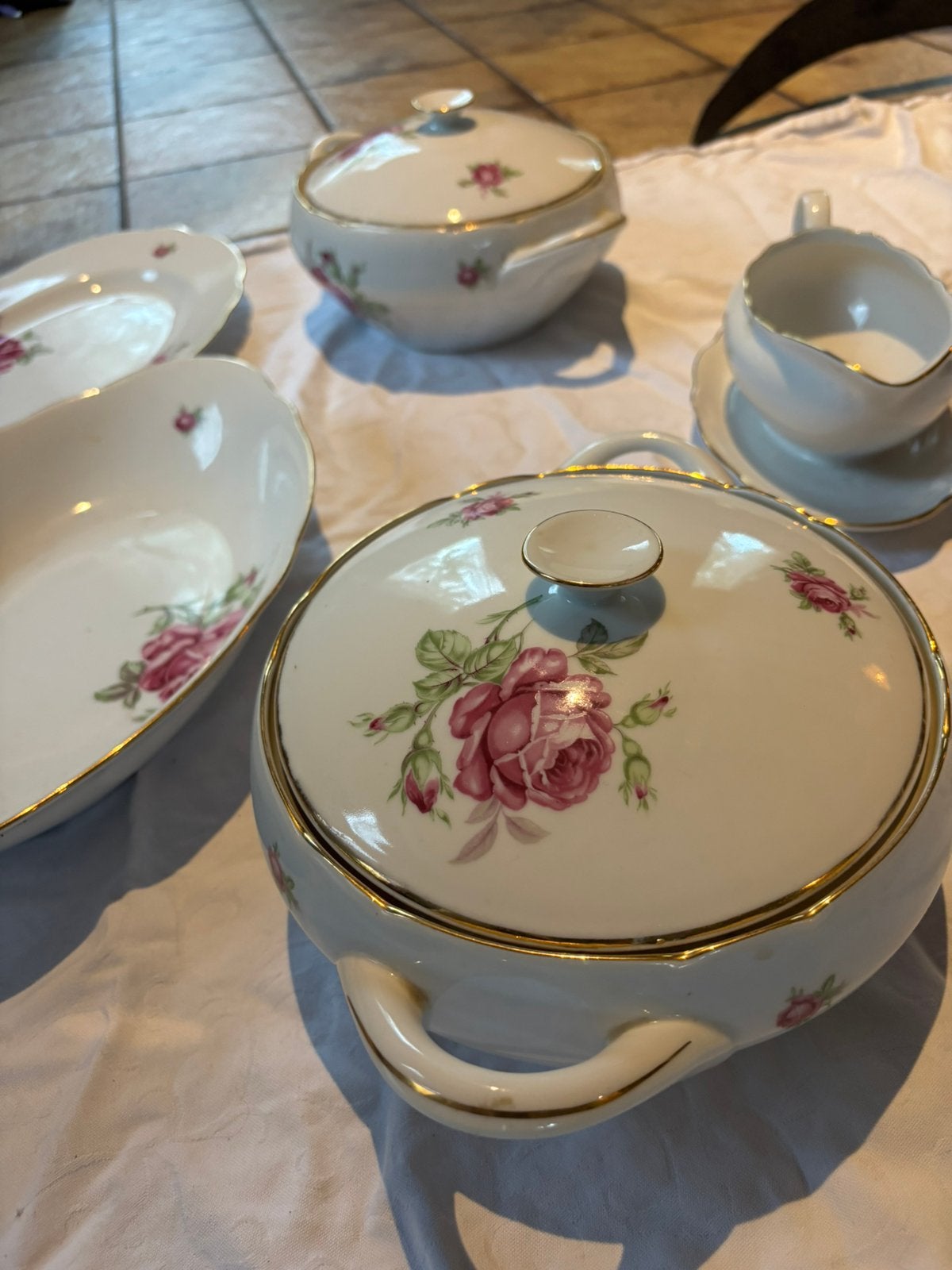 Bohemia servies, Ophalen