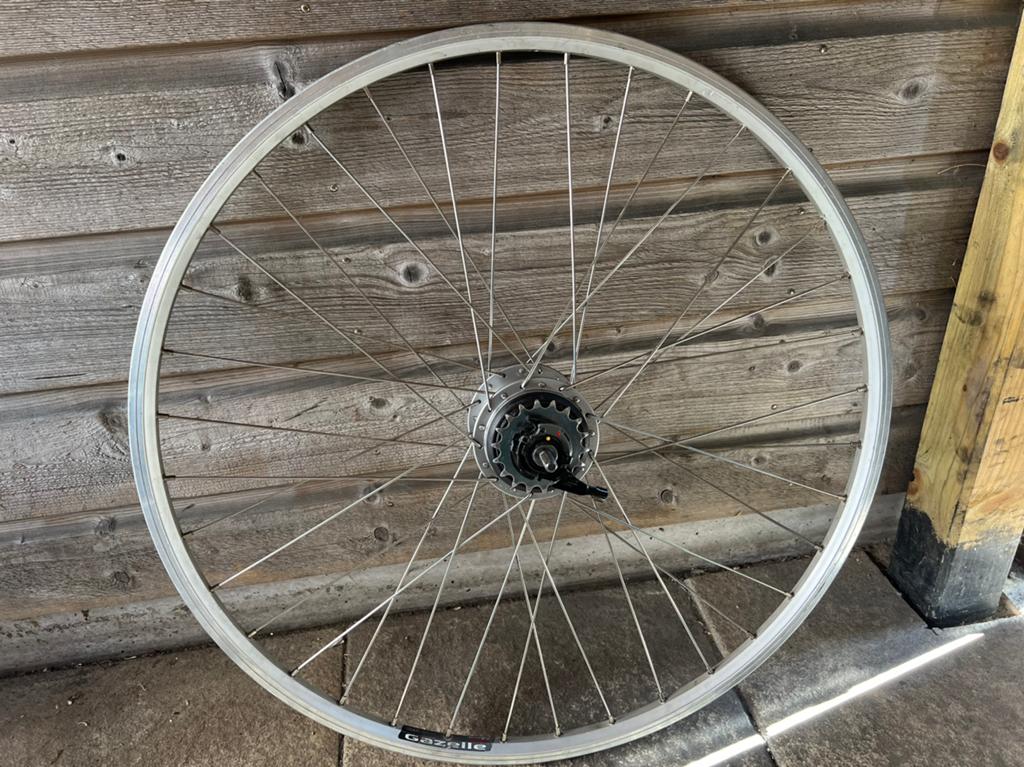 Gazelle achterwiel 28 inch, Fietsen en Brommers, Ophalen, Zo goed als nieuw