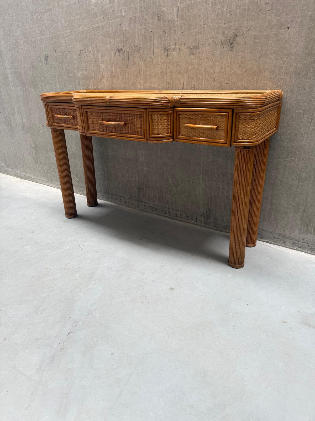 Vintage rotan sidetable / bureau / kaptafel, Ophalen