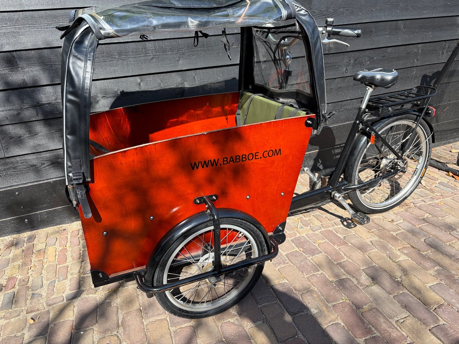 Zo goed als nieuwe Babboe Big-E bakfiets met e-ondersteuning, 3 kinderen, Huif, Zo goed als nieuw, Schijfrem