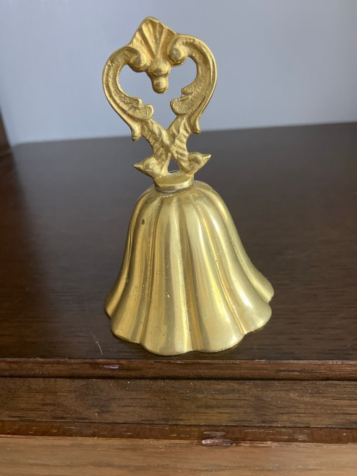 Vintage Messing Bel met Sierlijke Handgreep, Antiek en Kunst, Ophalen of Verzenden, Koper