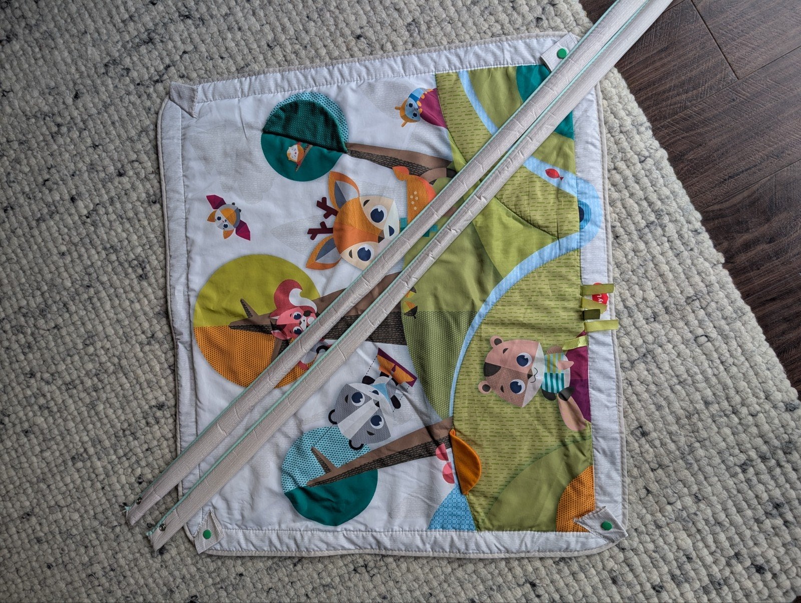Kleurige Tiny Love babygym met speelkleed en speeltjes, Ophalen of Verzenden, Gebruikt, Babygym, Met geluid