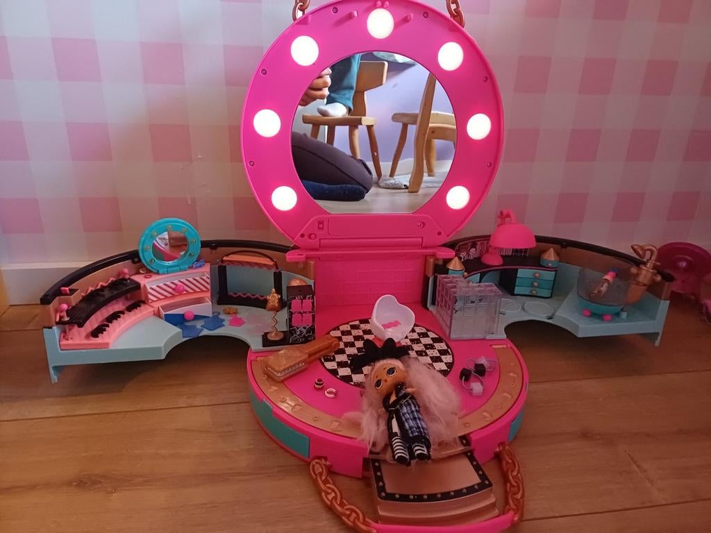 LOL Surprise Beautysalon Speelset met Pop, Ophalen of Verzenden