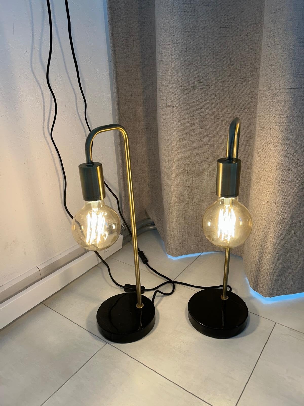 Set van 2 moderne tafellampen met Edison gloeilampen, Ophalen, Overige materialen, Modern, Industrieel, Chique, Zo goed als nieuw