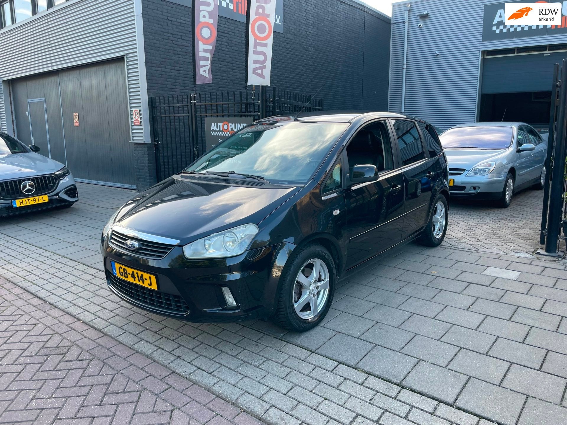 Ford C-Max 1.8-16V Ghia Trekhaak Airco PDC NAP APK, Auto's, Voorwielaandrijving, 125 pk, Gebruikt, Automatische klimaatregeling
