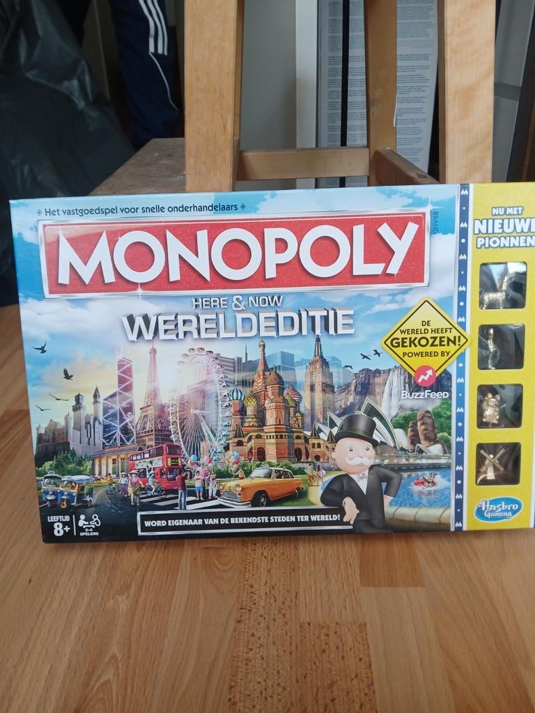 Monopoly wereld editie of voetbal 15€pst, Ophalen of Verzenden
