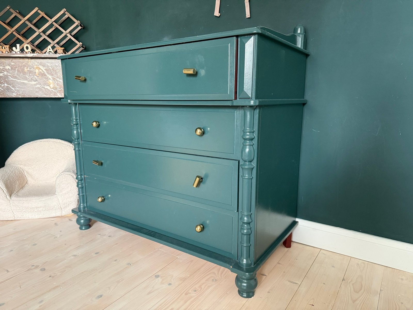 Vintage commode met messing knoppen, Ophalen, Gebruikt, 50 tot 70 cm, 100 cm of meer