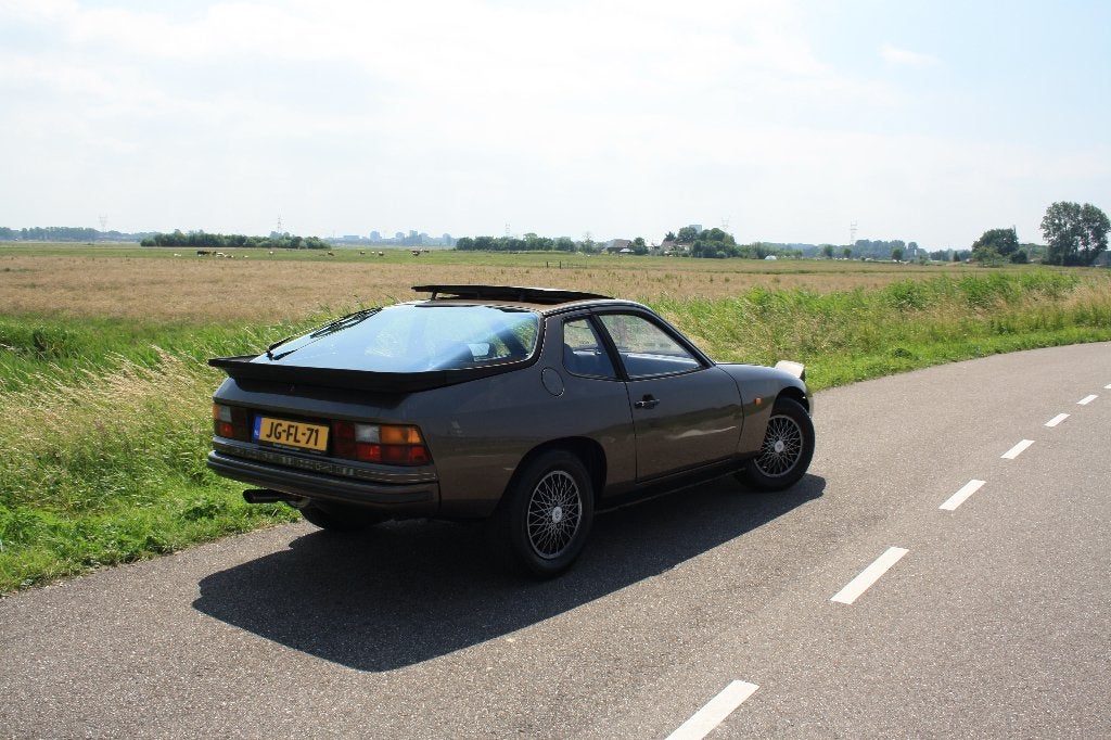 Porsche 924 2.0 Coupe 1982 Bruin - Volledig gerestaureerd, Auto's, Zwart, 4 cilinders, Bruin, 1070 kg
