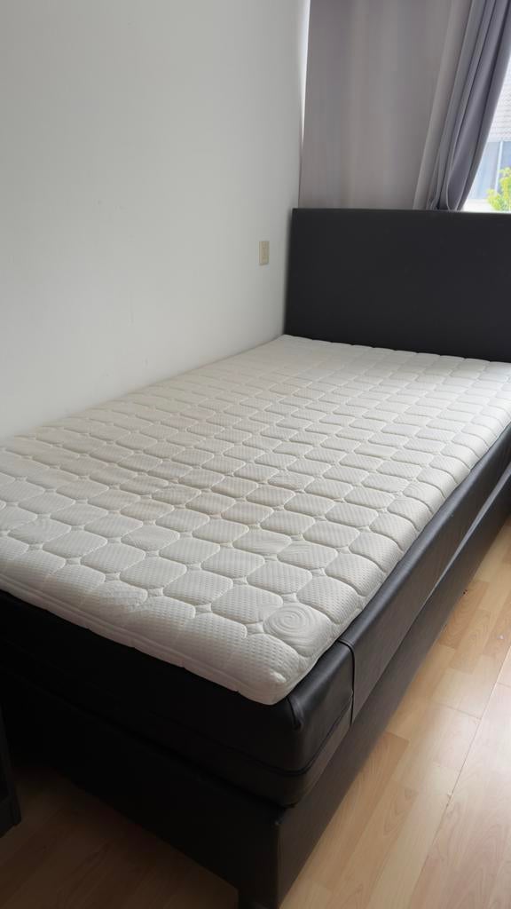Boxspring 120x210 met hoofdbord (220 cm lang), Ophalen, Zo goed als nieuw, Twijfelaar, 120 cm