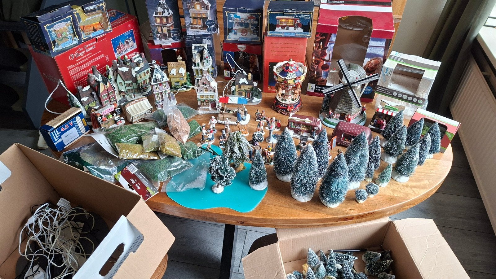 party kersthuisjes / figuren / bomen, Diversen, Kerst, Ophalen, Gebruikt
