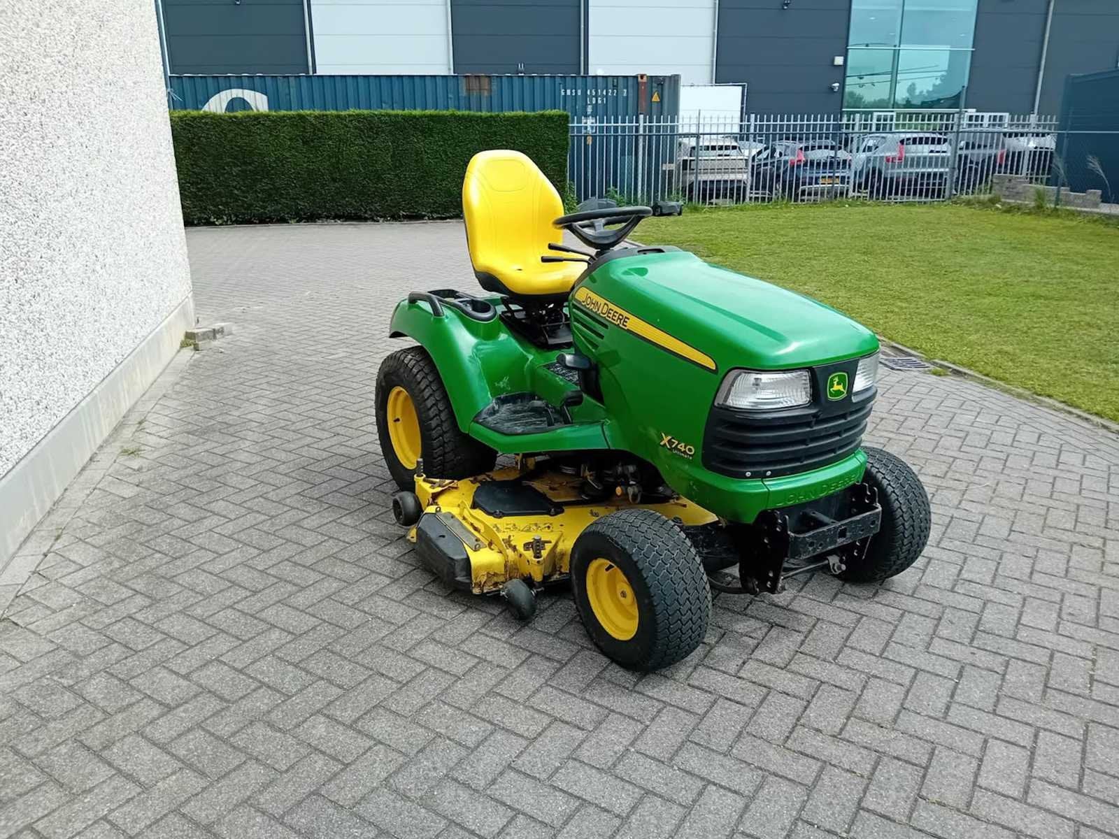 John Deere x740 Zitmaaier, Maaier