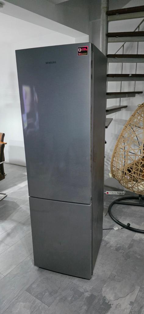 Samsung No Frost Koel-Vries Combinatie, Witgoed en Apparatuur, Koelkasten en IJskasten, Ophalen, Gebruikt, 200 liter of meer, Met aparte vriezer