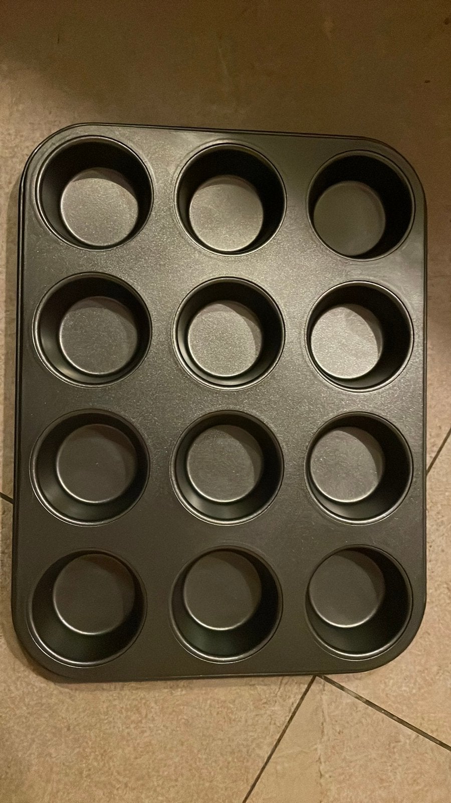Cupcake vorm 12 stuks nieuw, Ophalen of Verzenden, Nieuw, Cupcakes, Bakvorm