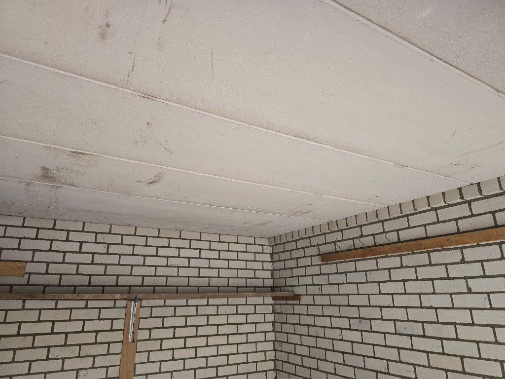 Garagebox Tonnaerstraat Eindhoven Oerdegelijk, kurkdroog
