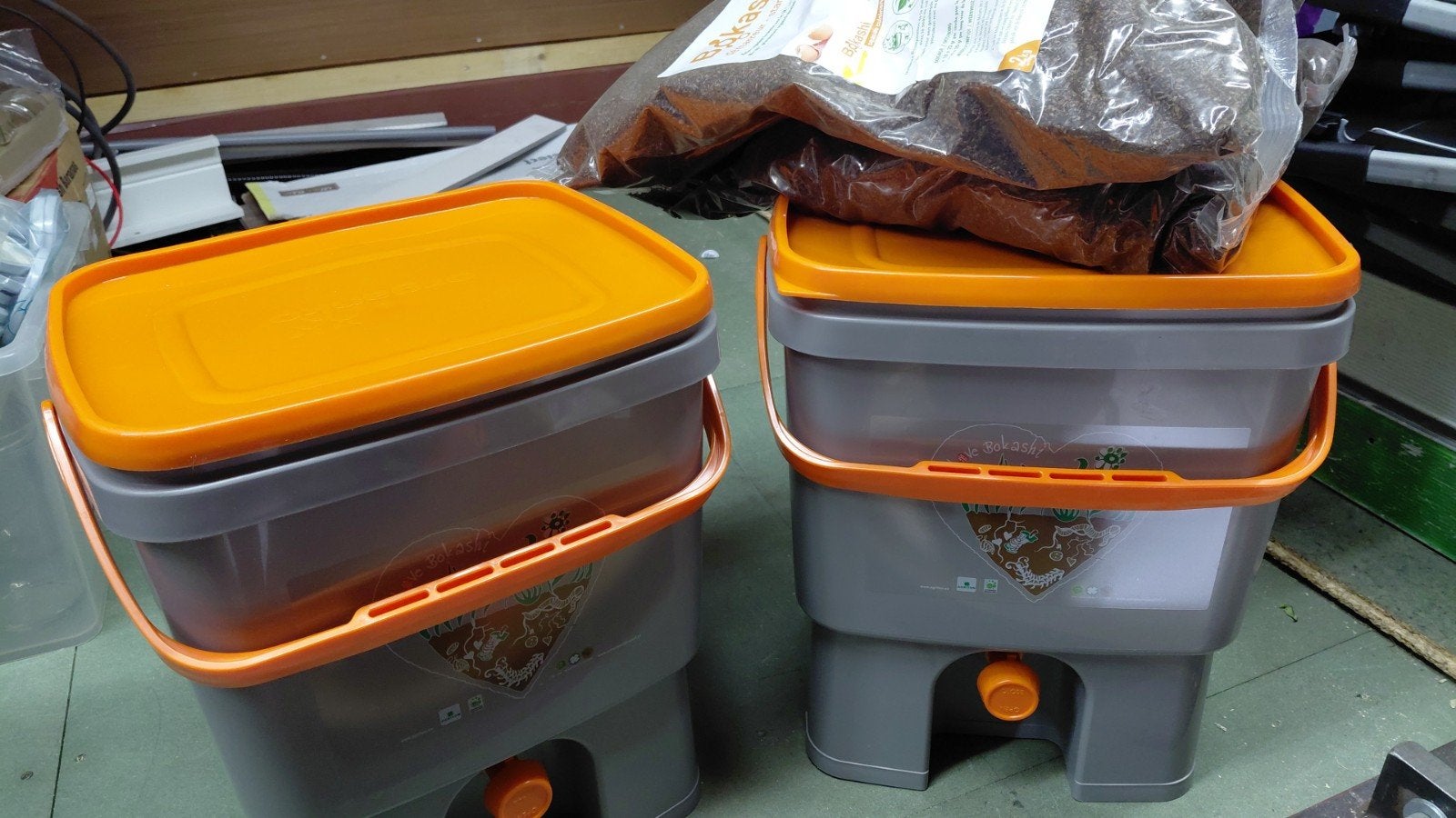 bokashi emmers set, Ophalen, Compostbak