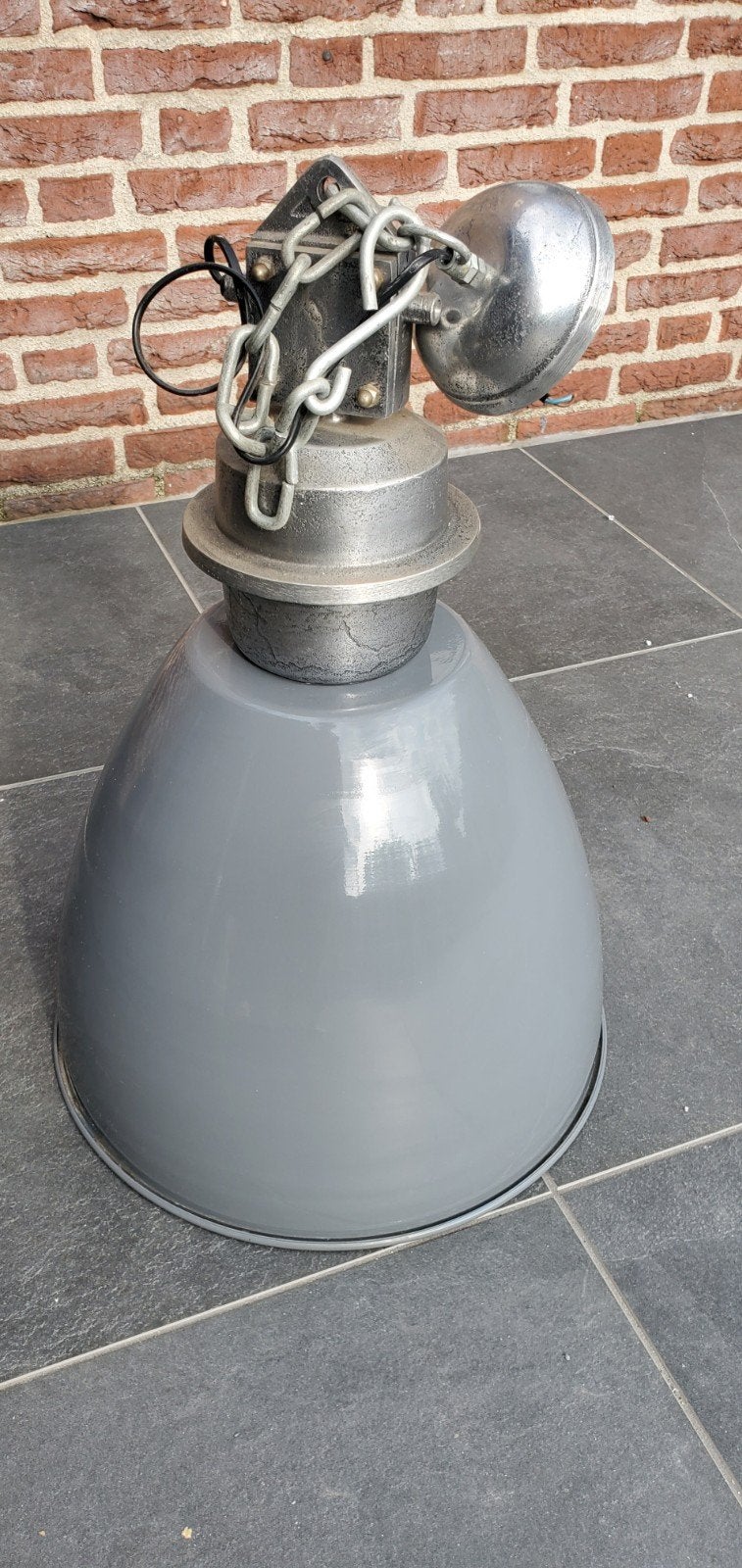 Industriële hanglamp - Grijze emaille kap, Ophalen