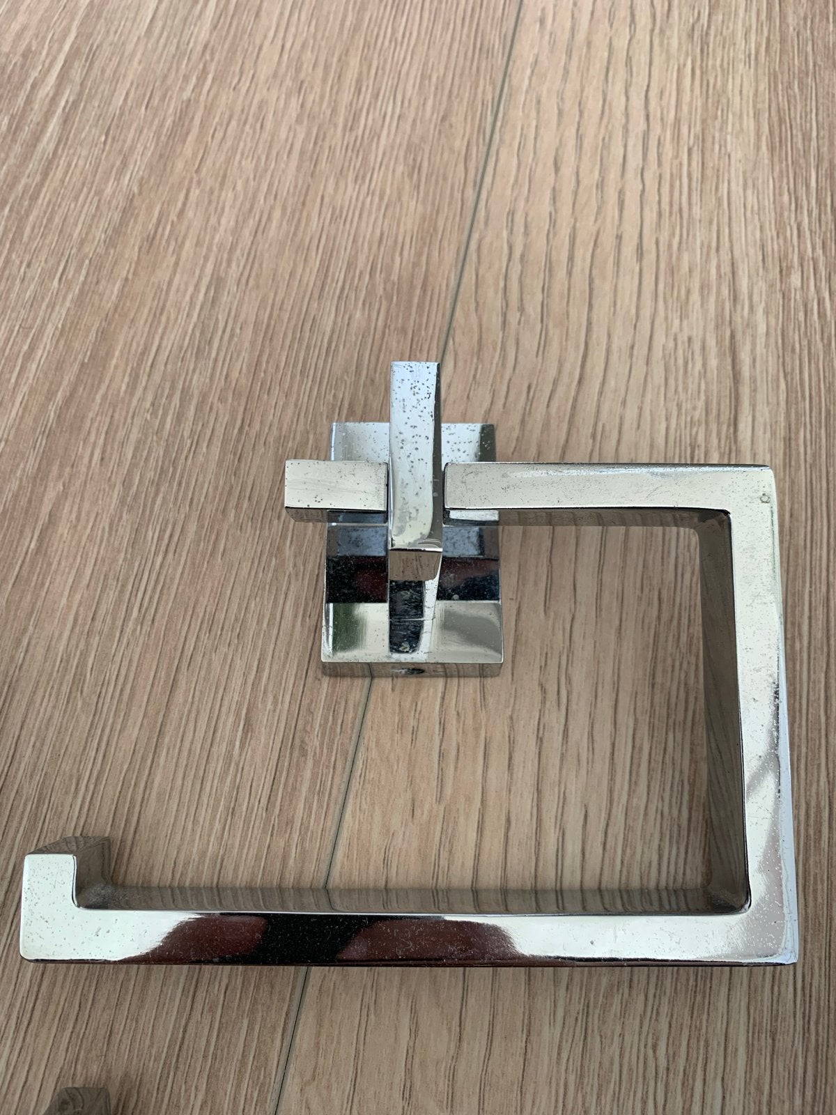 Twee chromen wc rol houders, Ophalen of Verzenden, Gebruikt, Zilver, Toilet-accessoire